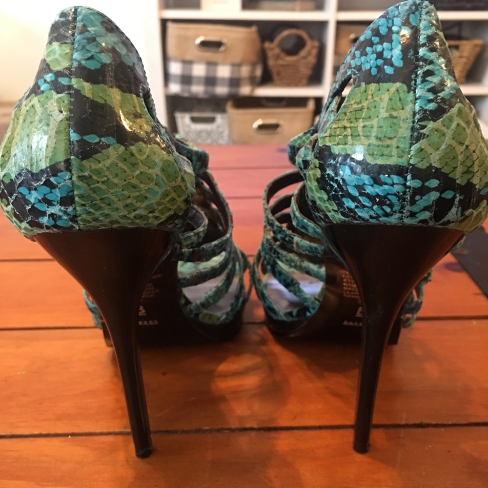 Bakers Snake Skin Heels. Worn once.